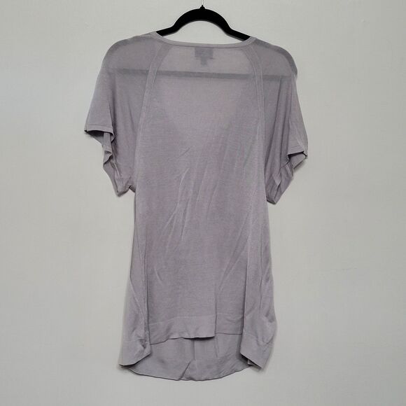 Banana Republic Monogram Large Grey Silk Tie Front Blouse Romantic Quiet Luxury - Picture 3 of 5